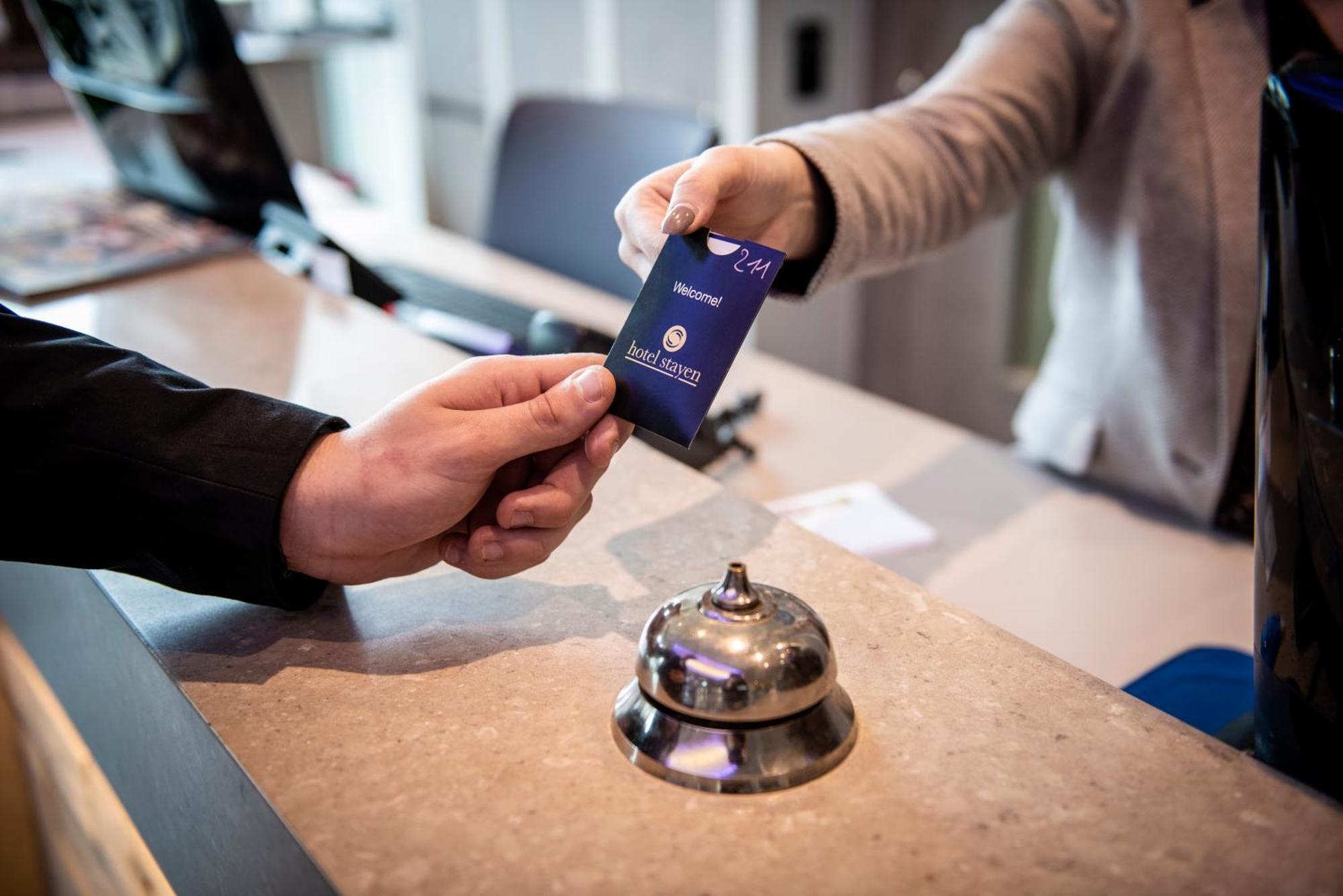 Hotel Stayen Sint-Truiden Bagian luar foto