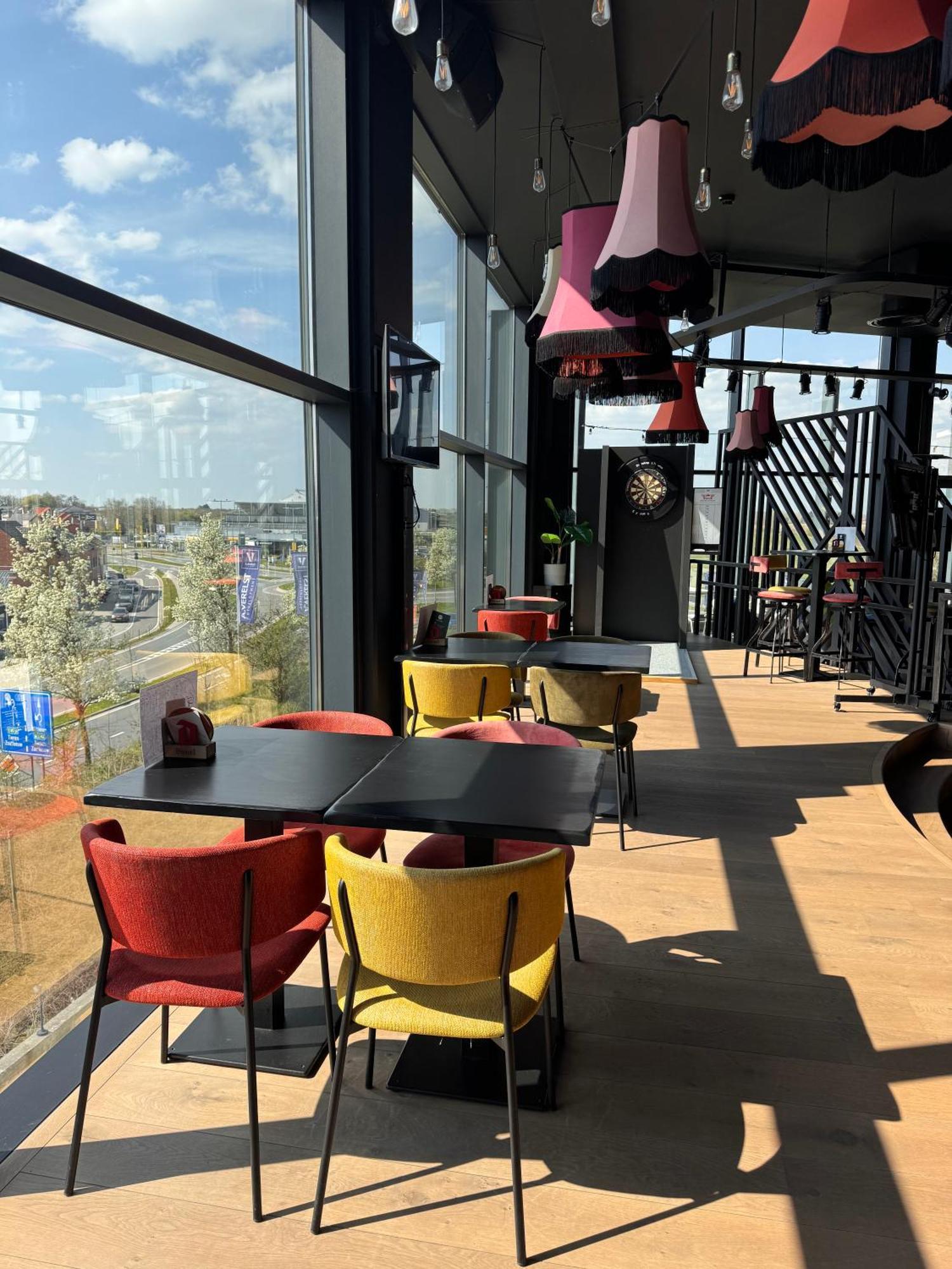 Hotel Stayen Sint-Truiden Bagian luar foto