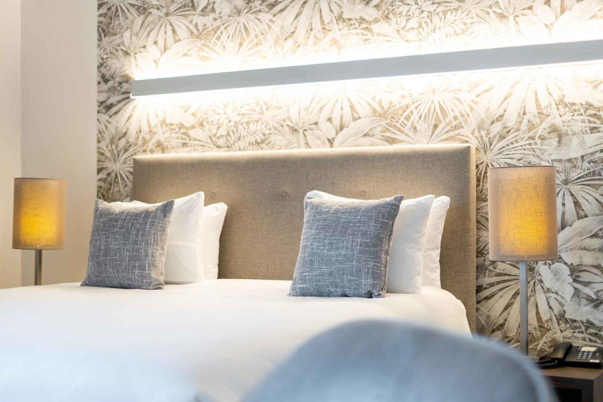Hotel Stayen Sint-Truiden Bagian luar foto