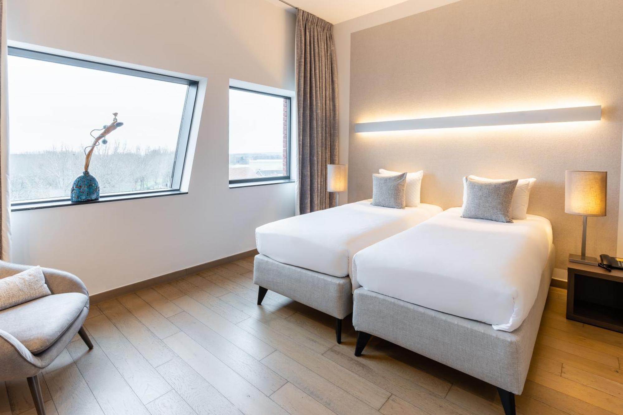 Hotel Stayen Sint-Truiden Bagian luar foto